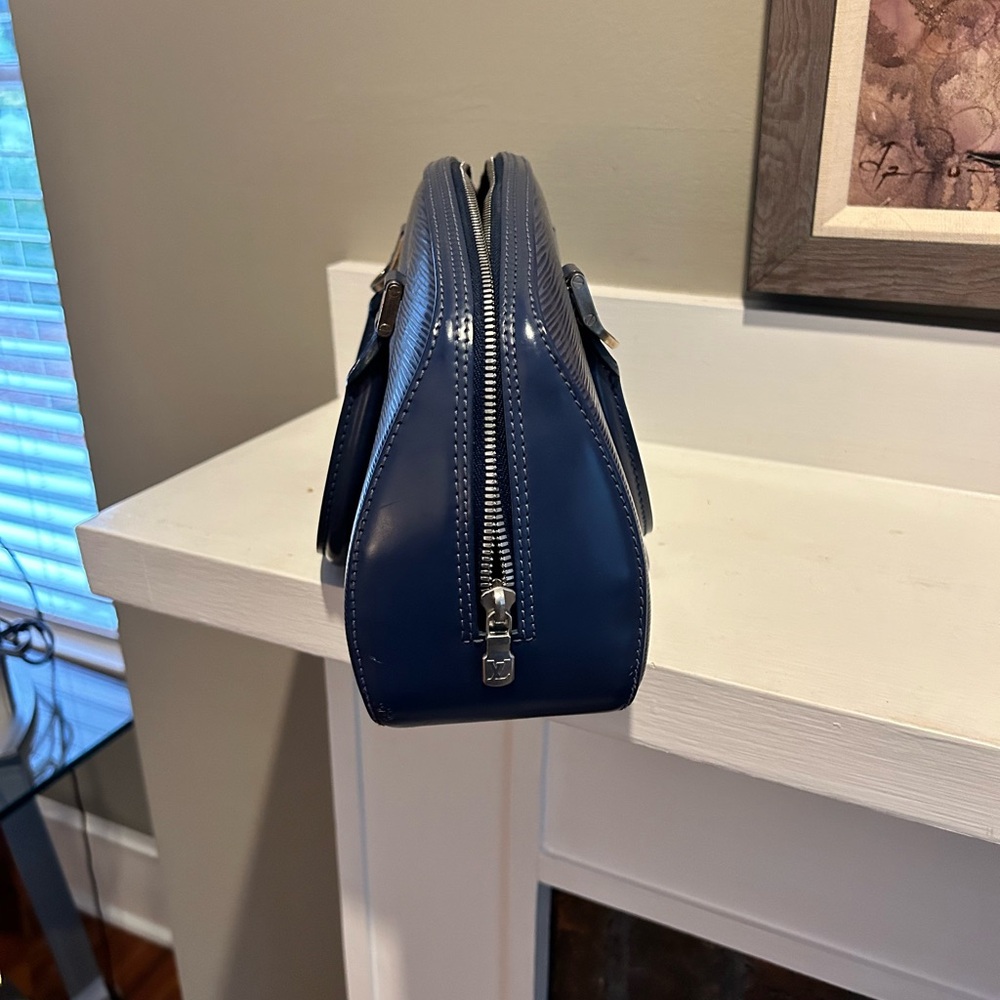 Jasmine leather Louis Vuitton Blue Epi - Picture 7 of 9